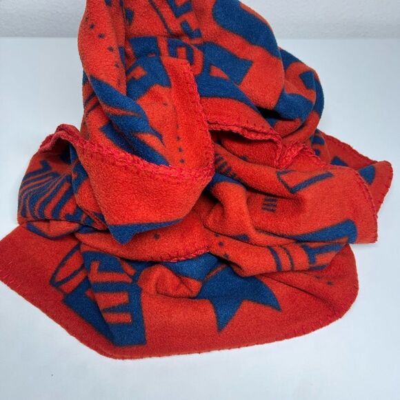 Six Flags Discovery Kingdom Magic Mountain Blanket Printed Fleece Throw 60”x50” - Picture 7 of 7